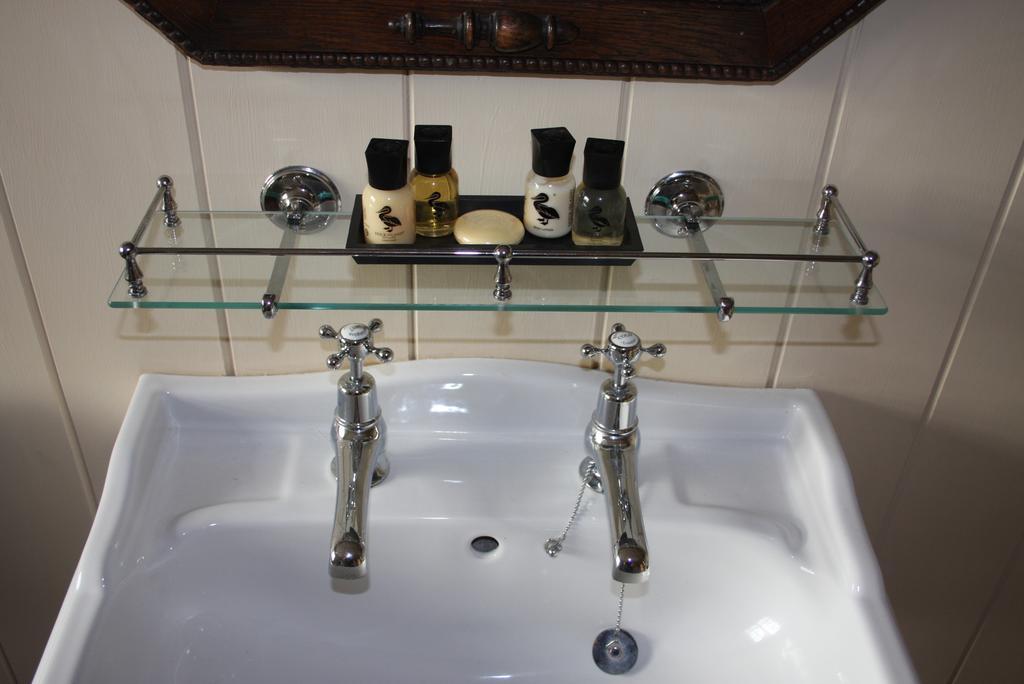 Brook Farm Bed & Breakfast Taunton Room photo