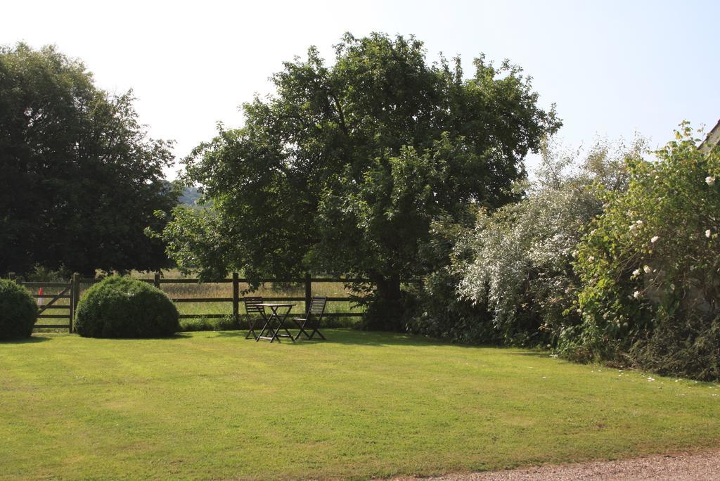 Brook Farm Bed & Breakfast Taunton Exterior photo