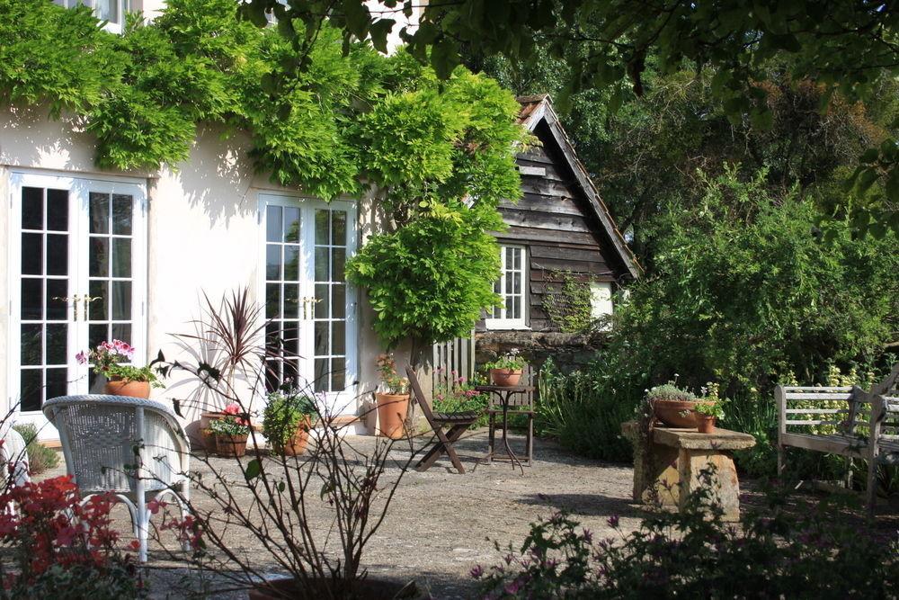 Brook Farm Bed & Breakfast Taunton Exterior photo